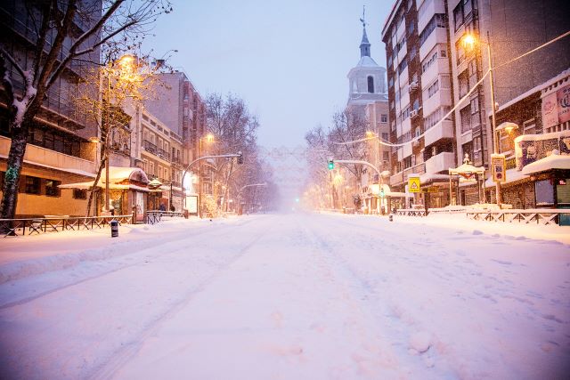 積雪する街の様子